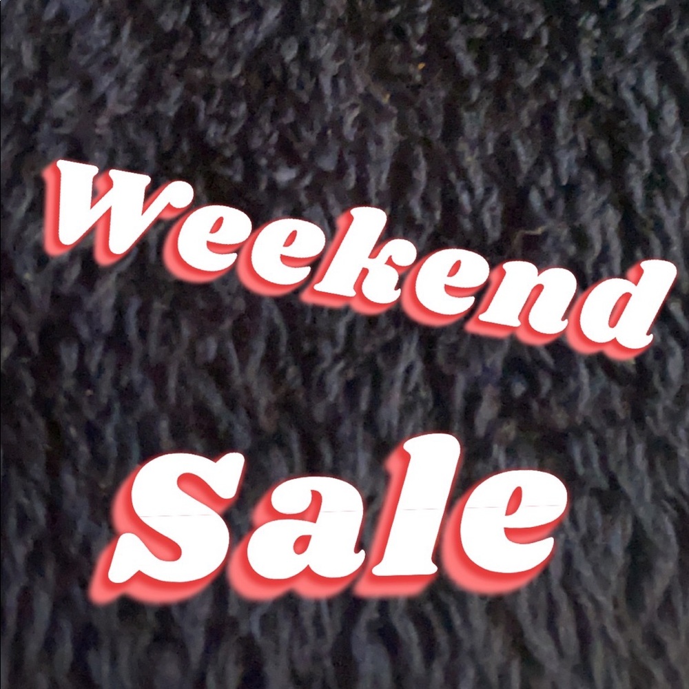 CLOSET CLEAN-OUT‼️  4th of July Sale ‼️           MAKE A REASONABLE OFFER/TRADES